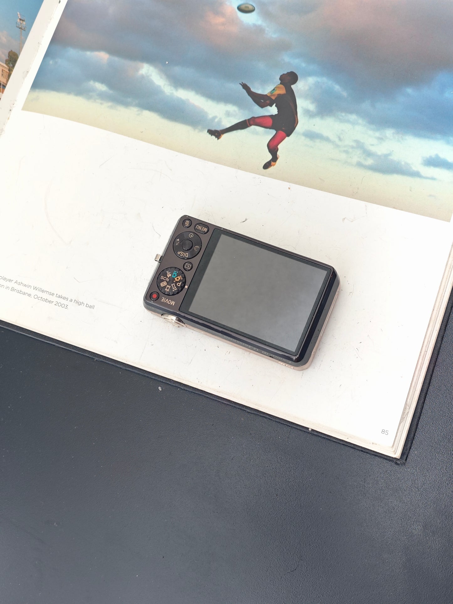 Used Sony Cyber-Shot DSC-WX5 gold Digital Camera [JPN only]
