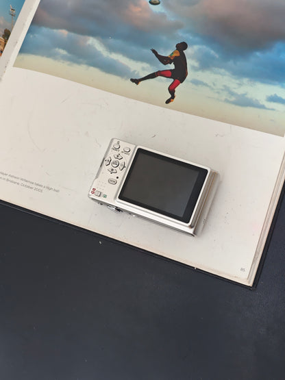 Used Panasonic Lumix DMC-FS3 Digital Camera [JPN only, with box]