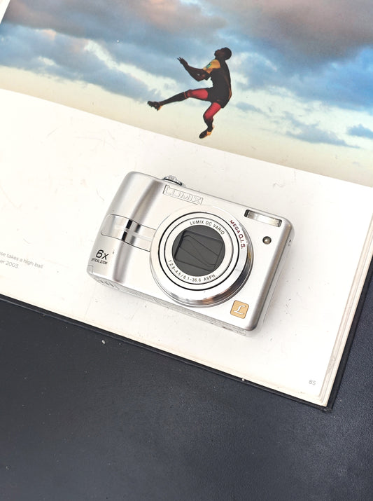 Used Panasonic Lumix DMC-LZ7 Digital Camera [JPN only, with box]