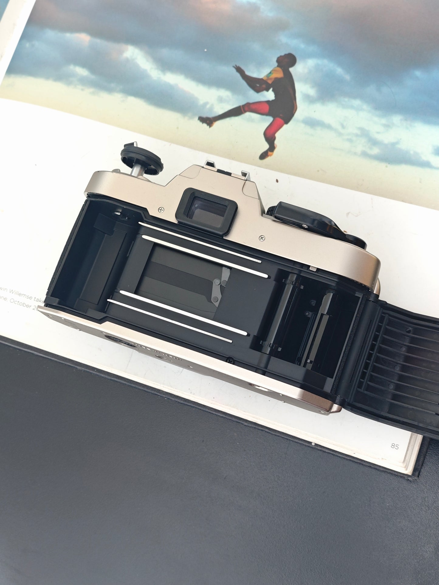 Nikon FM10 body