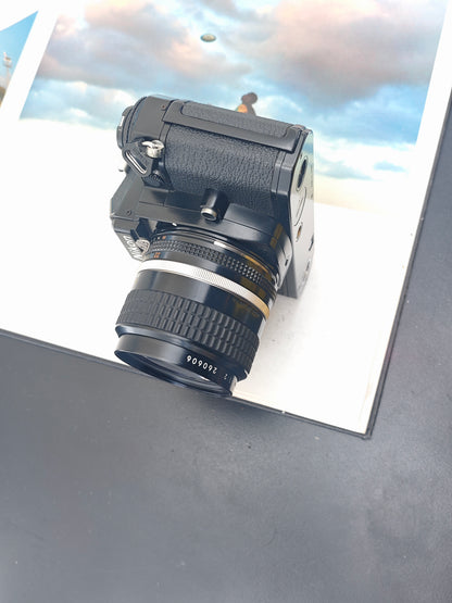 Nikon FE2 black with Nikon Nikkor 35mm F2 Ai-S