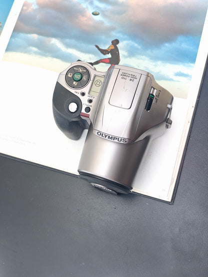 Olympus L-20 AF Zoom 28-110mm