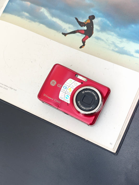 Used GE C1433 red Digital Camera