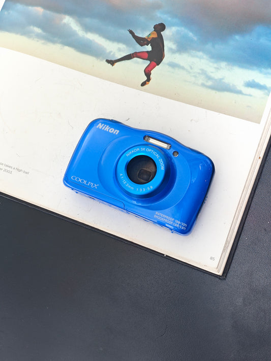 Used Nikon Coolpix W100 Waterproof blue