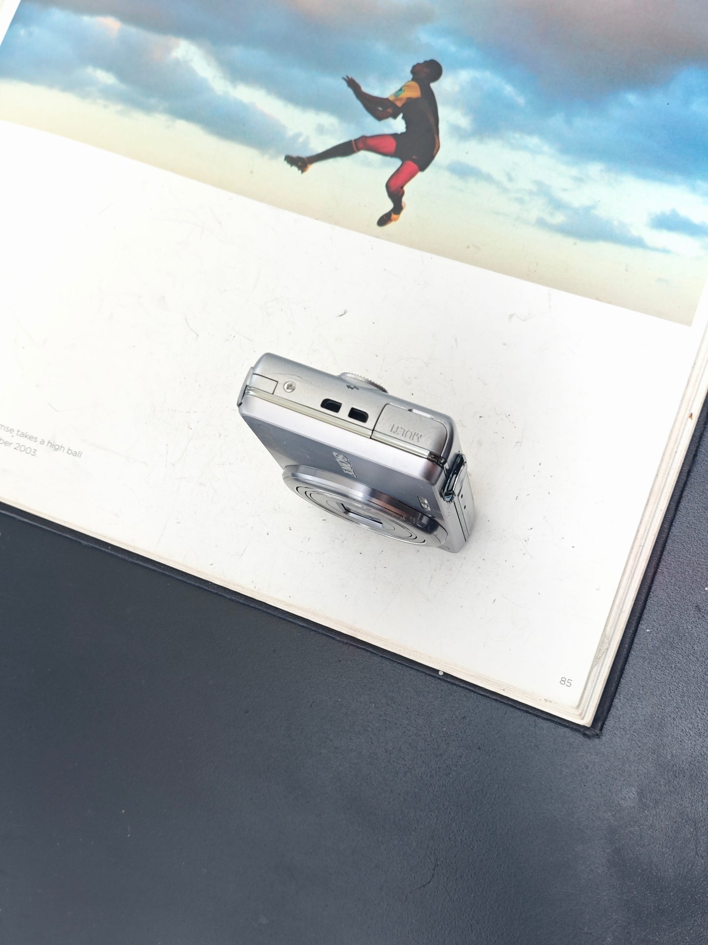 Used Sony Cyber Shot DSC-WX200 silver Digital Camera [JPN only, No charger]