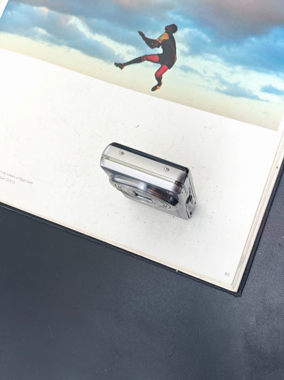 Used Sony Cyber Shot DSC-WX200 silver Digital Camera [JPN only, No charger]