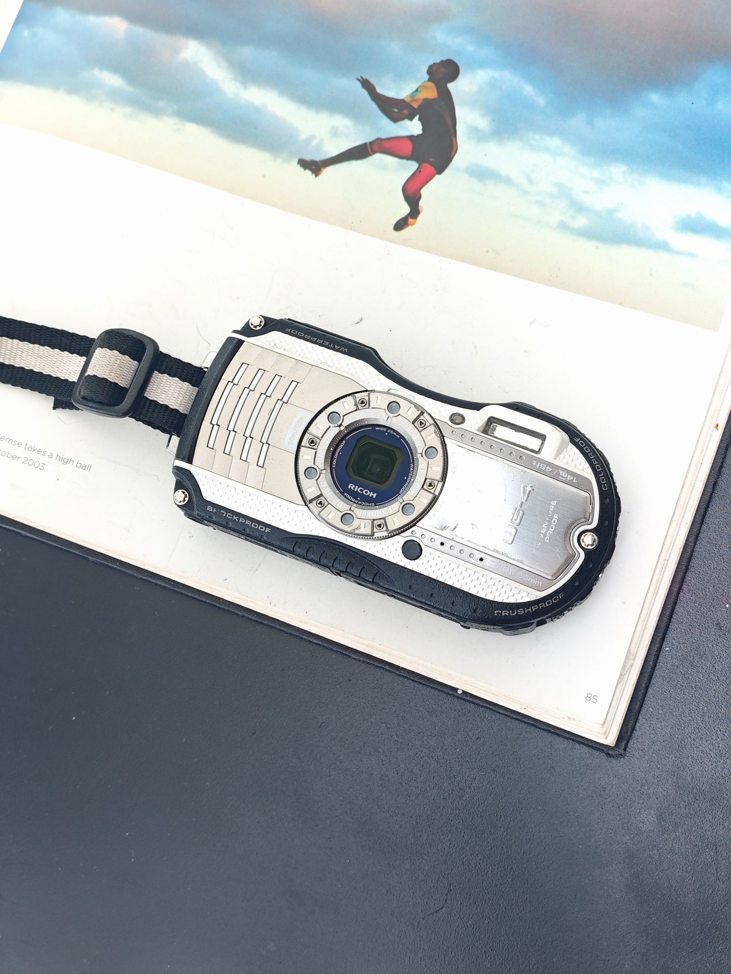 Used Ricoh WG-4 silver Digital Camera [No charger]
