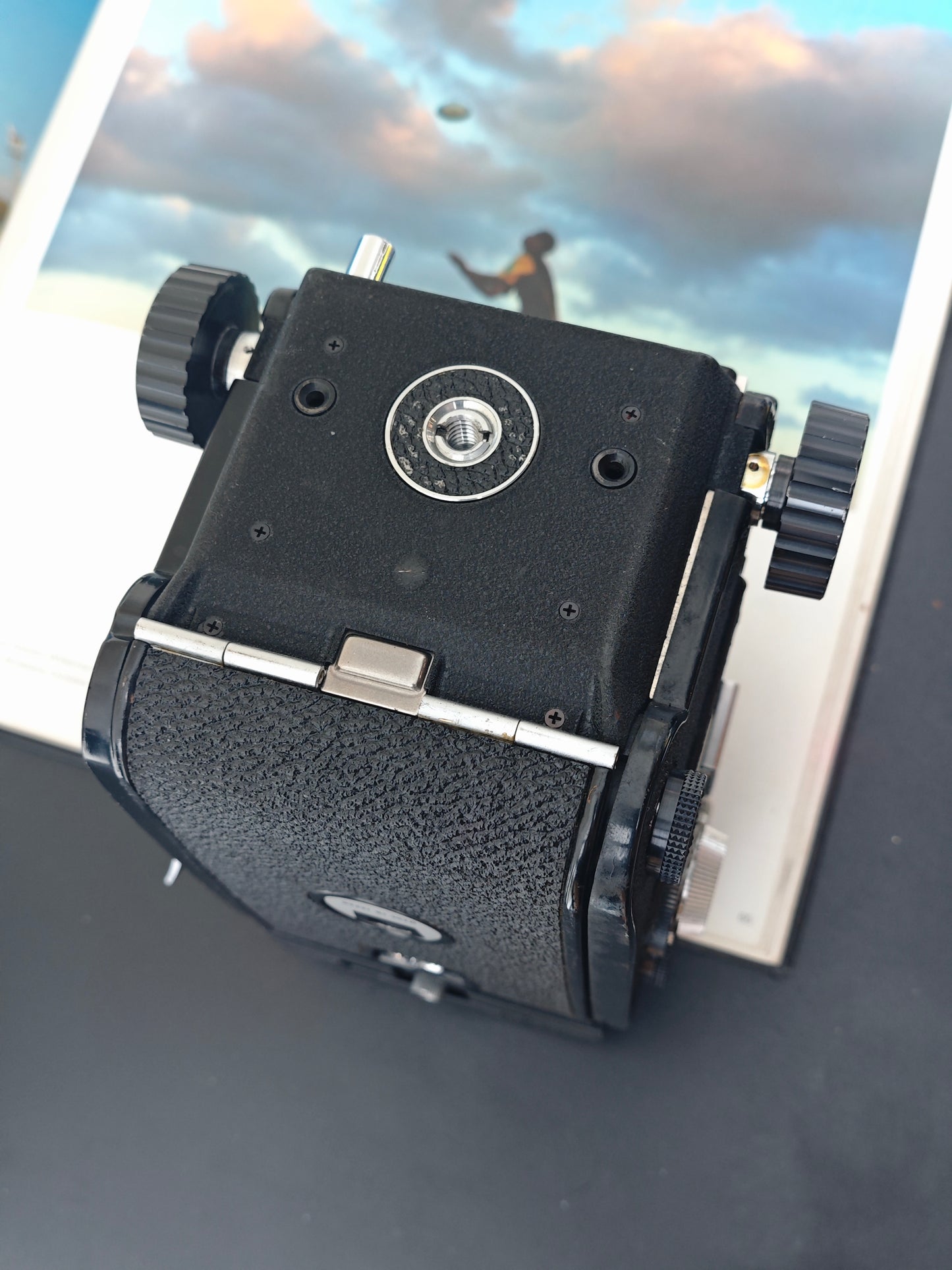 *READ* Mamiya C330 Professional with Mamiya-Sekor DS 105mm F3.5 Blue Dot