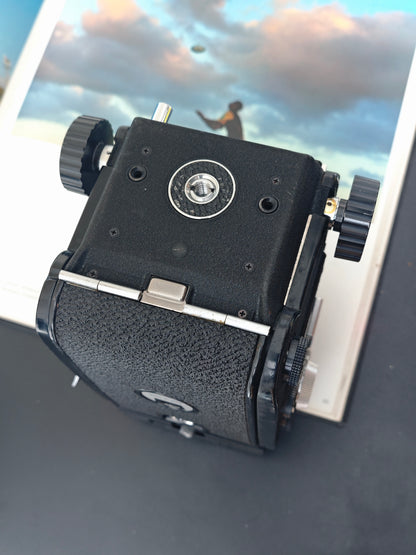 *READ* Mamiya C330 Professional with Mamiya-Sekor DS 105mm F3.5 Blue Dot