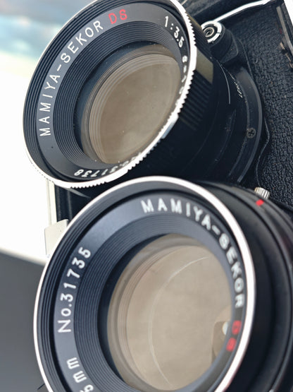 *READ* Mamiya C330 Professional with Mamiya-Sekor DS 105mm F3.5 Blue Dot
