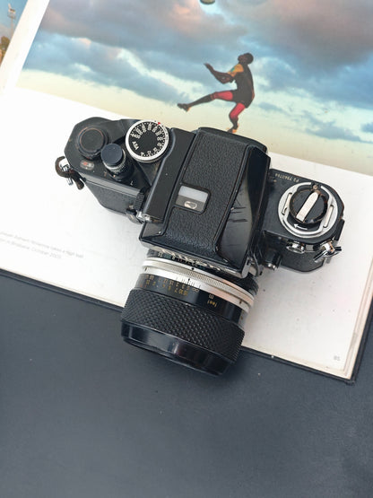 Nikon F2 Photomic black with Nikon Micro-Nikkor-P.C Auto 55mm F3.5