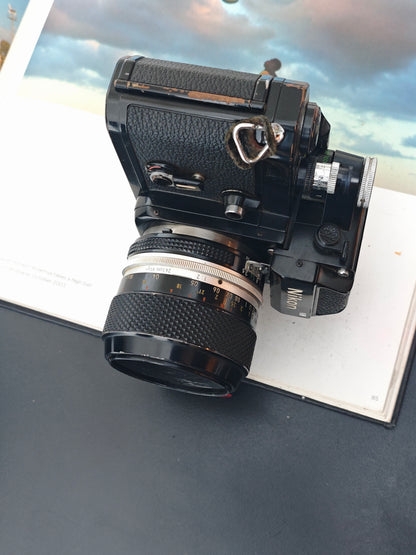 Nikon F2 Photomic black with Nikon Micro-Nikkor-P.C Auto 55mm F3.5