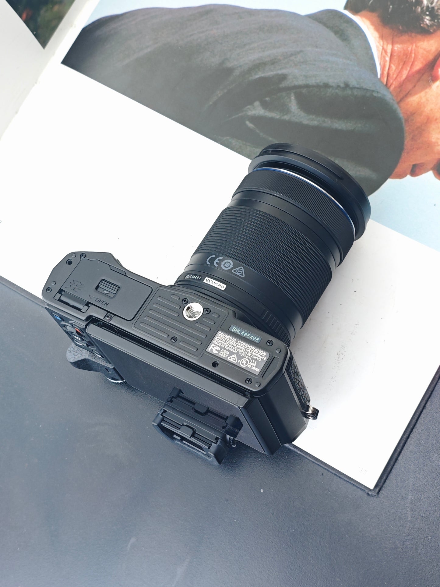 Used Olympus OM-D E-M10II with Double Zoom Kit