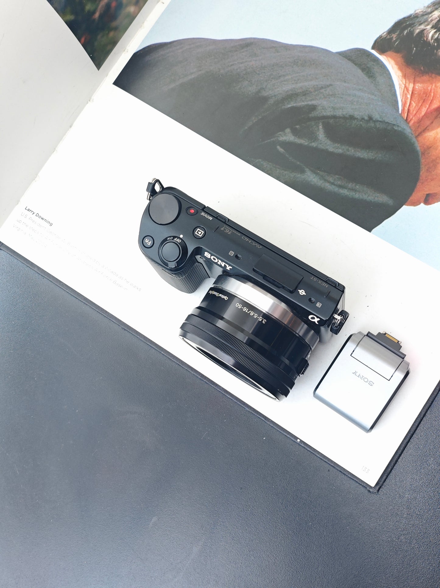 Used Sony NEX-5T with E 16-50mm F3.5-5.6 PZ OSS (+HVL-F7S) [JPN only]