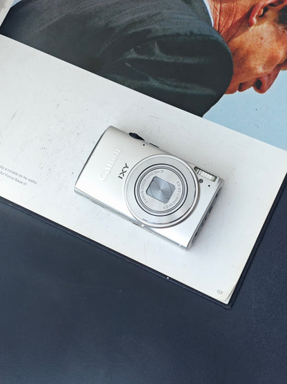Used Canon IXY 620F silver Digital Camera