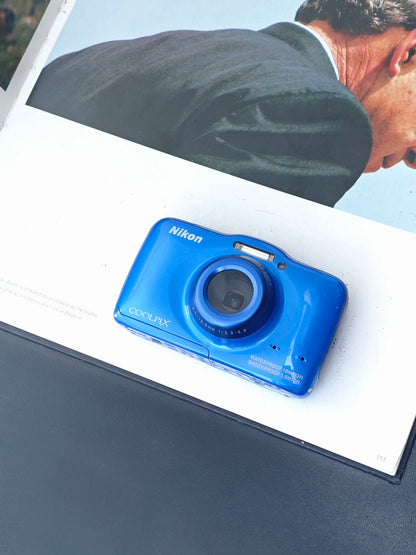 Used Nikon Coolpix S32 Waterproof blue Digital Camera [No charger]
