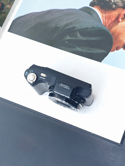 Used Olympus SZ-14 black Digital Camera [No charger]