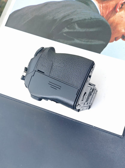 Used Olympus OM-D E-M1 Mark II body Digital Camera [+4FS1, with box]