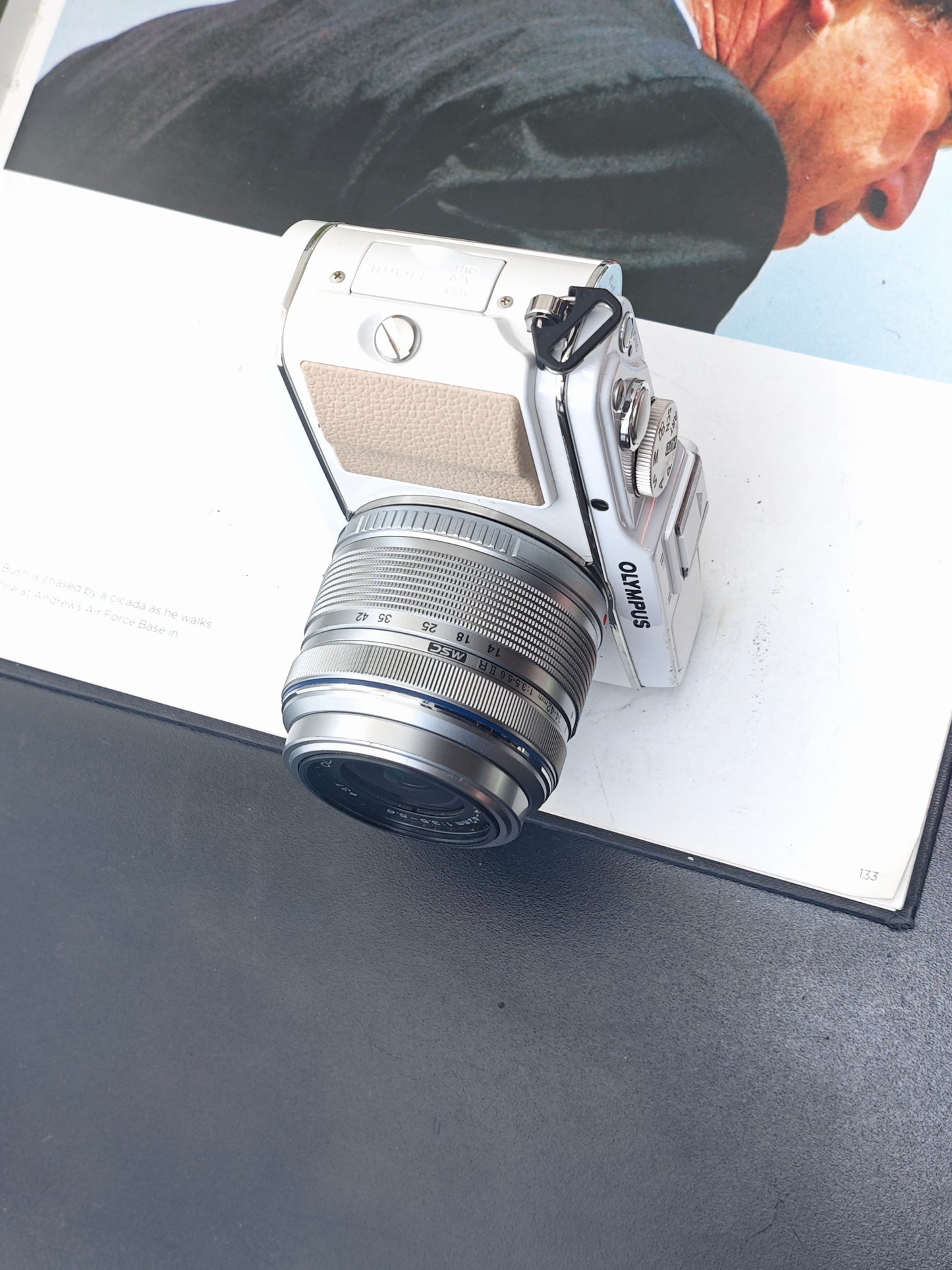 *READ* Used Olympus PEN E-P3 white with M.Zuiko Digital 14-42mm F3.5-5.6 II R MSC