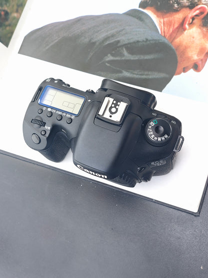 Used Canon EOS 7D body Digita Camera [with box]