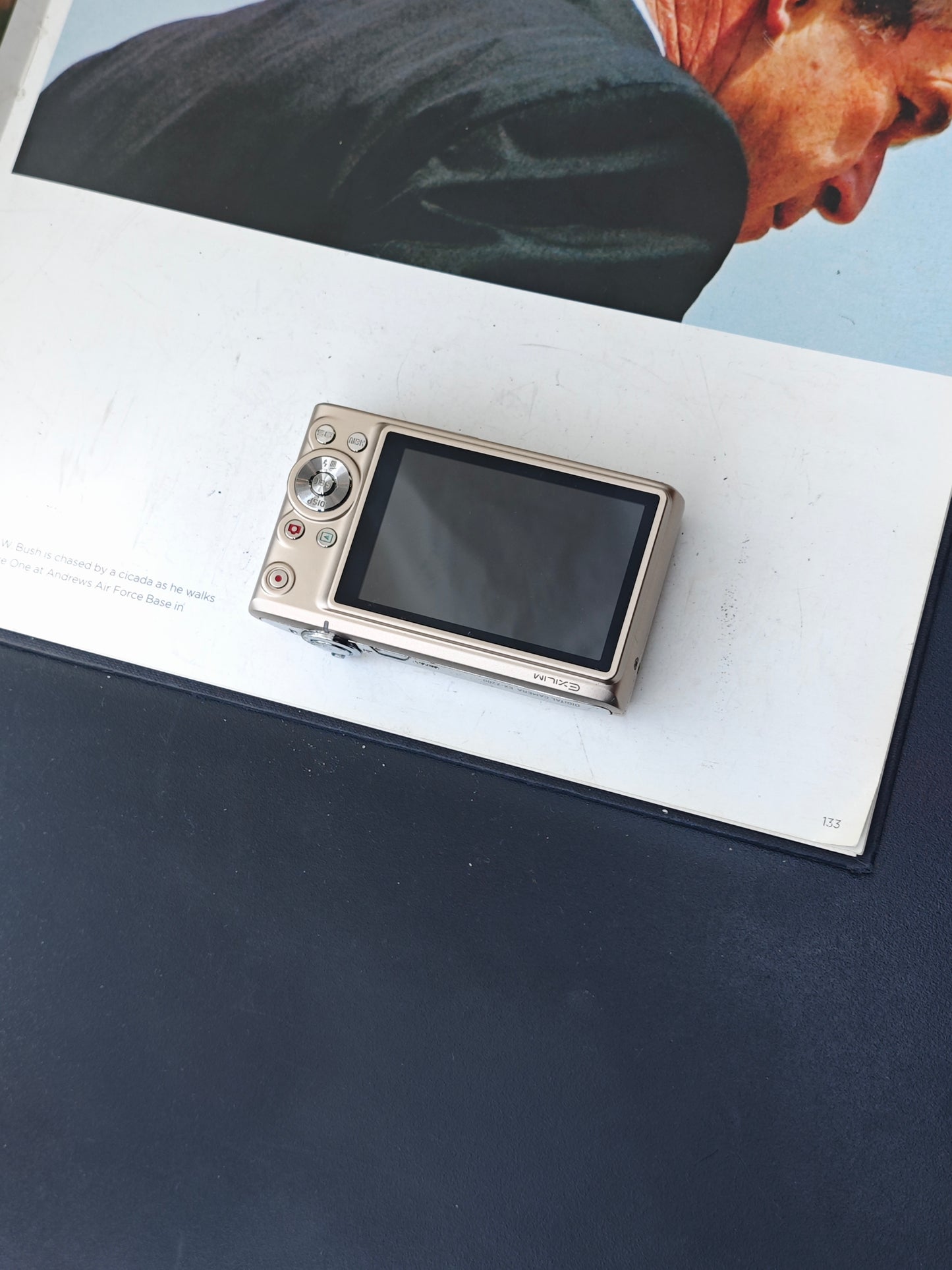 Used Casio EXILIM EX-Z200 gold Digital Camera [No charger] #13014461A