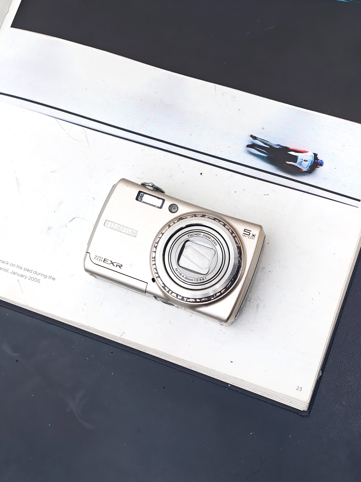 Used Fujifilm Finepix F200 EXR Digital Camera [No charger]