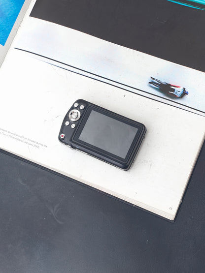 Used Casio EXILIM EX-Z1 silver Digital Camera [with box]