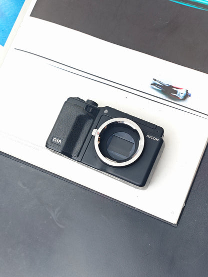 Used Ricoh GXR body Digital Camera [No charger]