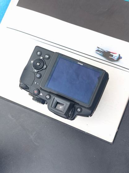 Used Nikon Coolpix P510 Digital Camera [with box]