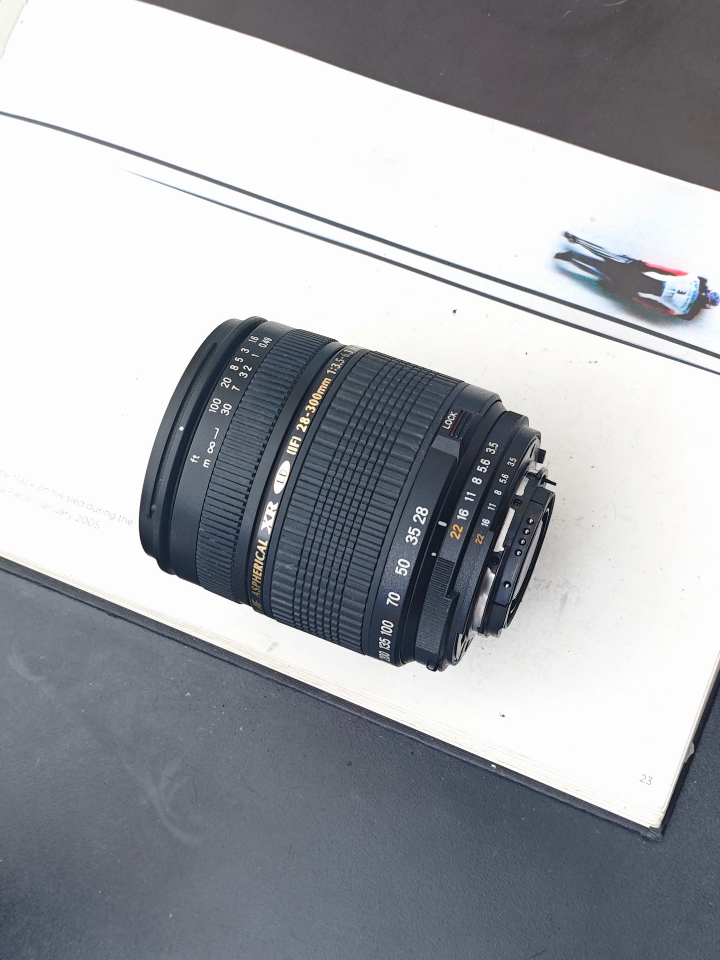 Tamron AF Asperical XR LD 28-300mm F3.5-6.3 [F mount]
