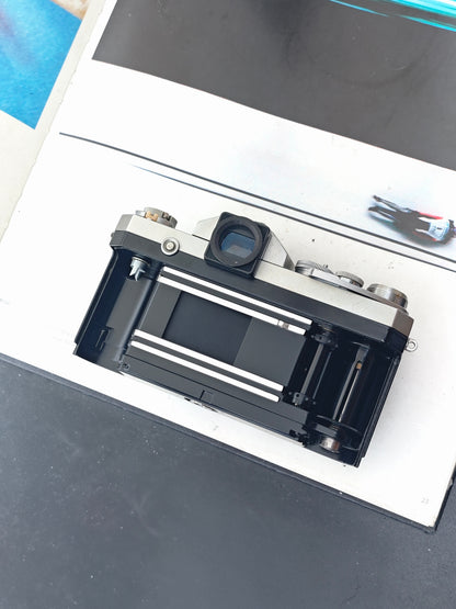 Nikon F Nippon Kogaku Eyelevel body #6465092