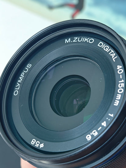 Used Olympus OM-D E-M10 with Double Zoom kit [No charger]