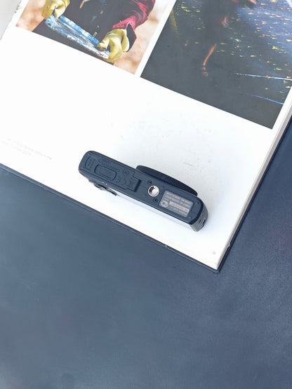 Used Canon PowerShot S200 black Digital Camera [No charger]