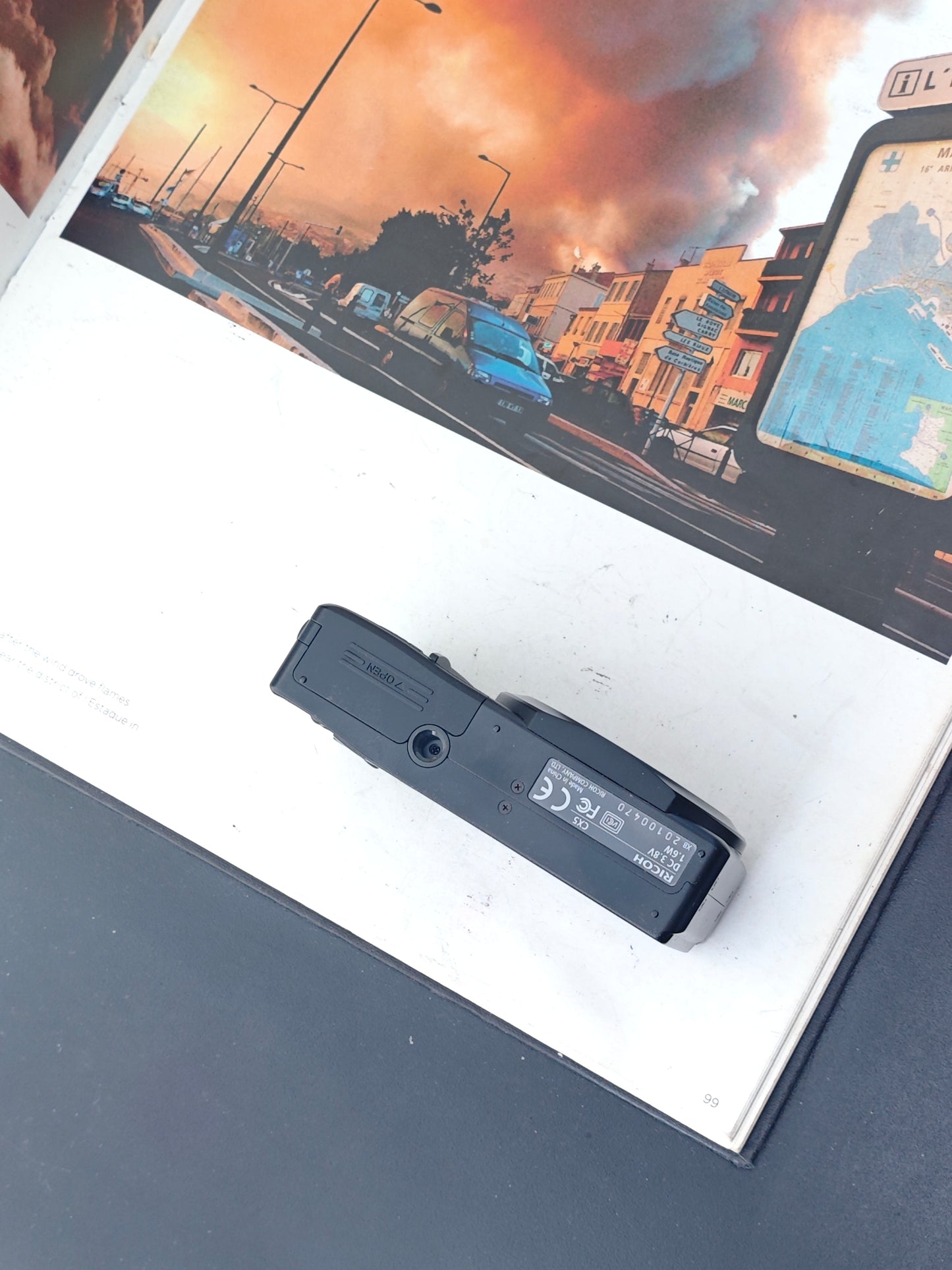 Used Ricoh CX5 black Digital Camera [No charger]