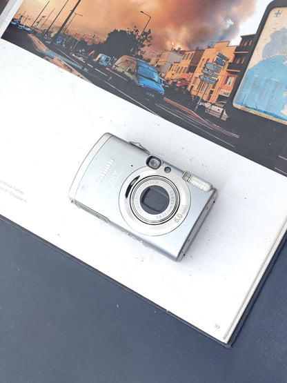 Used Canon IXY Digital 800 IS Digital Camera [No charger] #3217412713