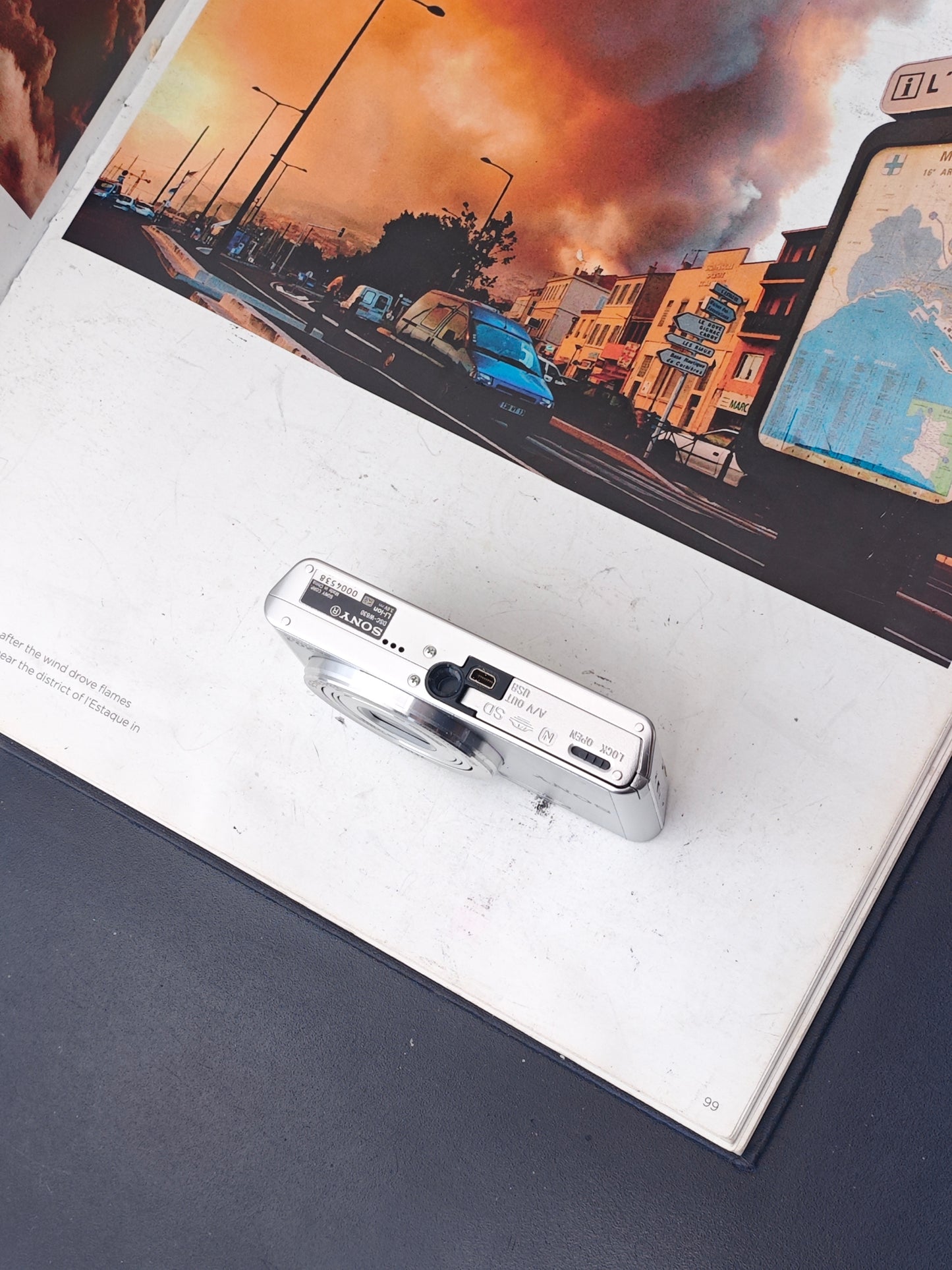 Used Sony Cyber-shot DSC-W830 silver Digital Camera [JPN only, No charger] #0004538