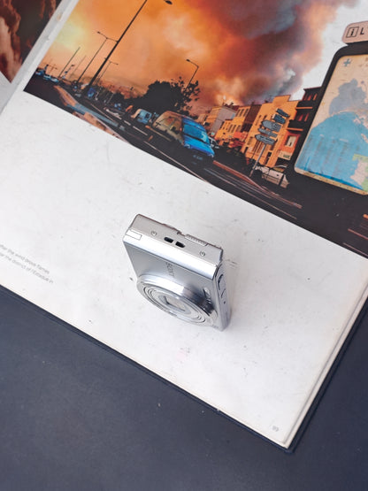 Used Sony Cyber-shot DSC-W830 silver Digital Camera [JPN only, No charger] #0004538