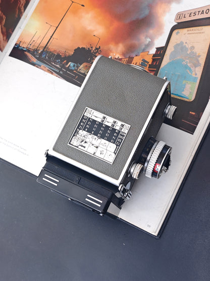 *READ* Rolleiflex T (Model 1)
