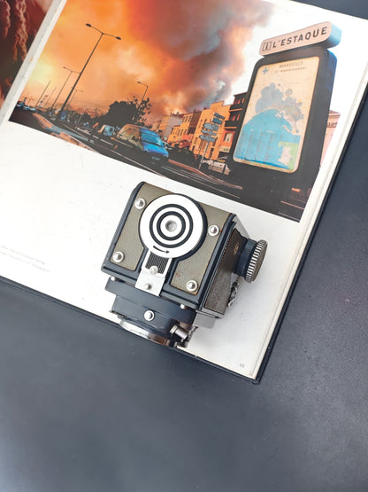 Rolleiflex 4x4 Baby Gray (Film 127)