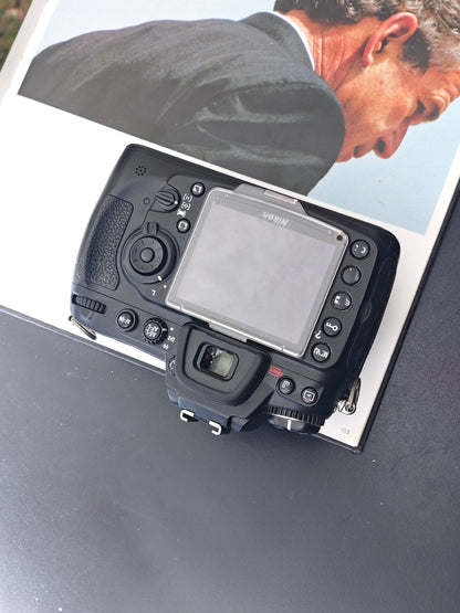 Used Nikon D300s body [No charger]