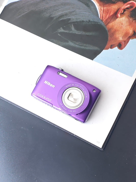 Used Nikon Coolpix S3300 purple Digital Camera [No charger]