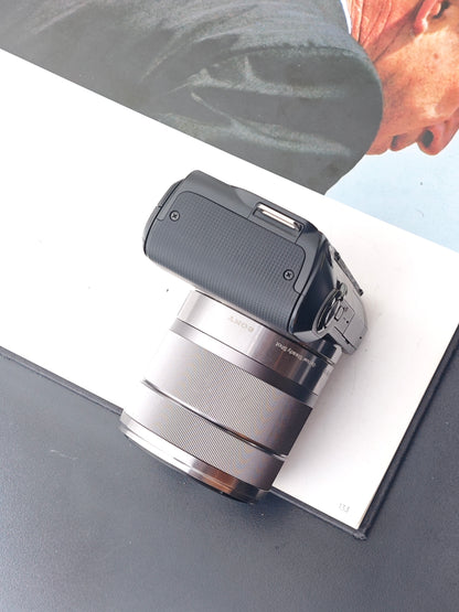 Used Sony NEX-3 with E 18-55mm F3.5-5.6 OSS and E 16mm F2.8 [JPN only, No charger]