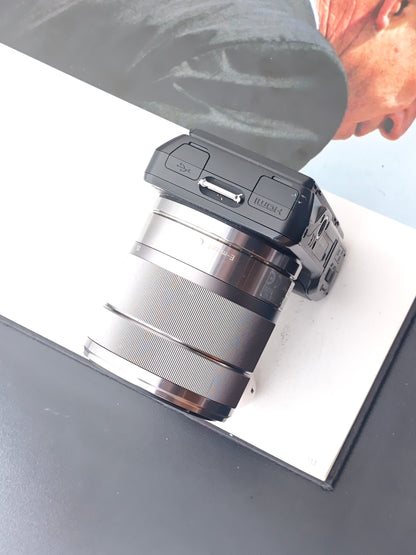 Used Sony NEX-3 with E 18-55mm F3.5-5.6 OSS and E 16mm F2.8 [JPN only, No charger]