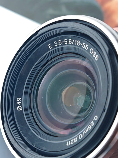 Used Sony NEX-3 with E 18-55mm F3.5-5.6 OSS and E 16mm F2.8 [JPN only, No charger]