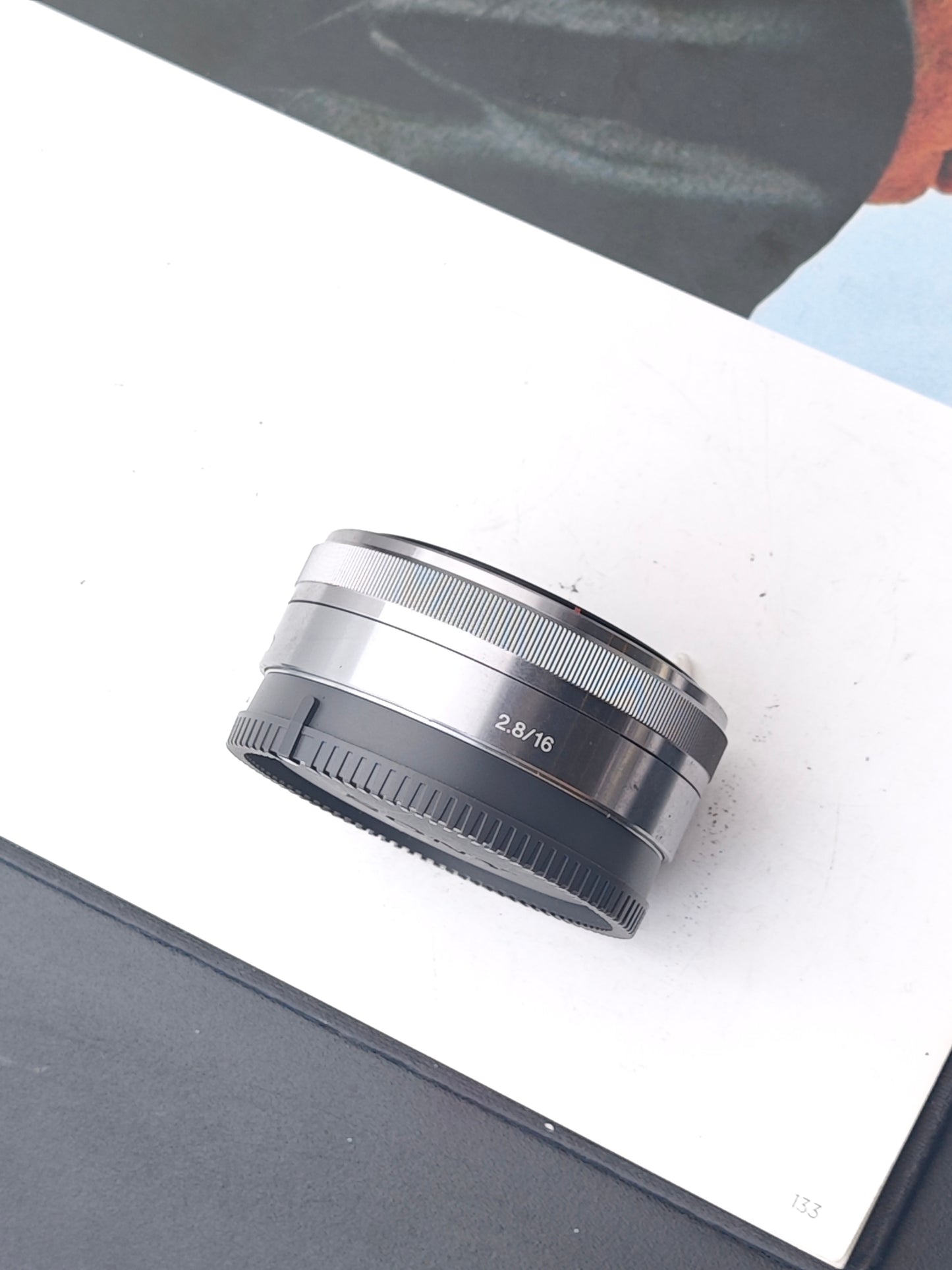 Used Sony NEX-3 with E 18-55mm F3.5-5.6 OSS and E 16mm F2.8 [JPN only, No charger]