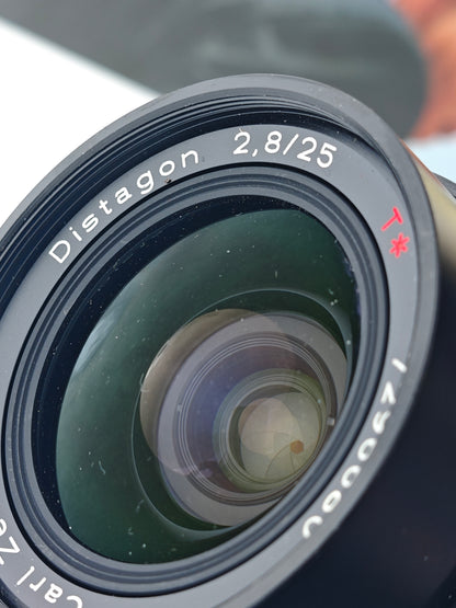 Carl Zeiss Distagon 25mm F2.8 T* MMJ [C/Y mount]