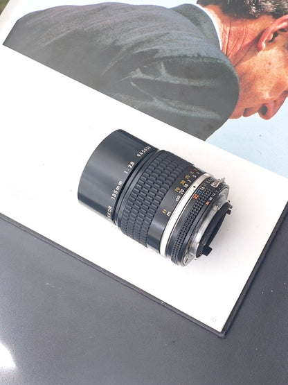Nikon Nikkor 135mm F2.8 Ai-S