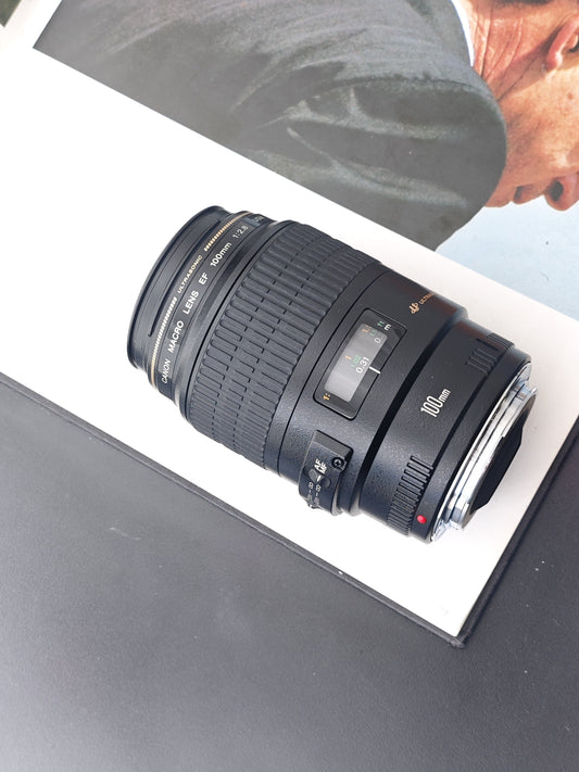 Canon Macro Lens EF 100mm F2.8 USM