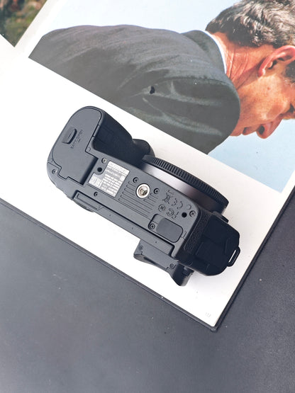 Used Canon EOS R Digital Camera [with box]