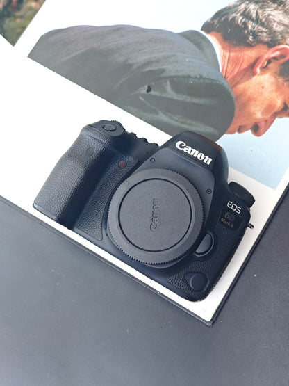 Used Canon EOS 6D Mark II body Digital Camera [with box]